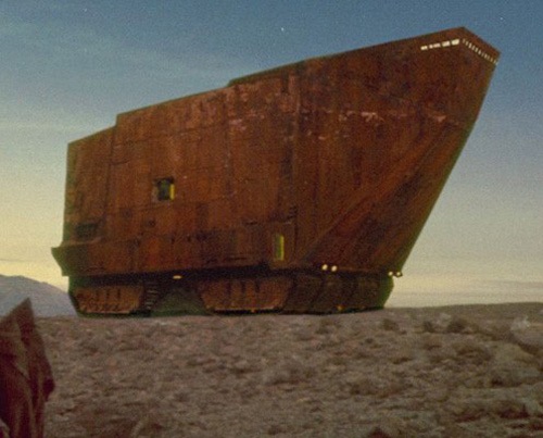Ein Sandcrawler auf Tatooine.